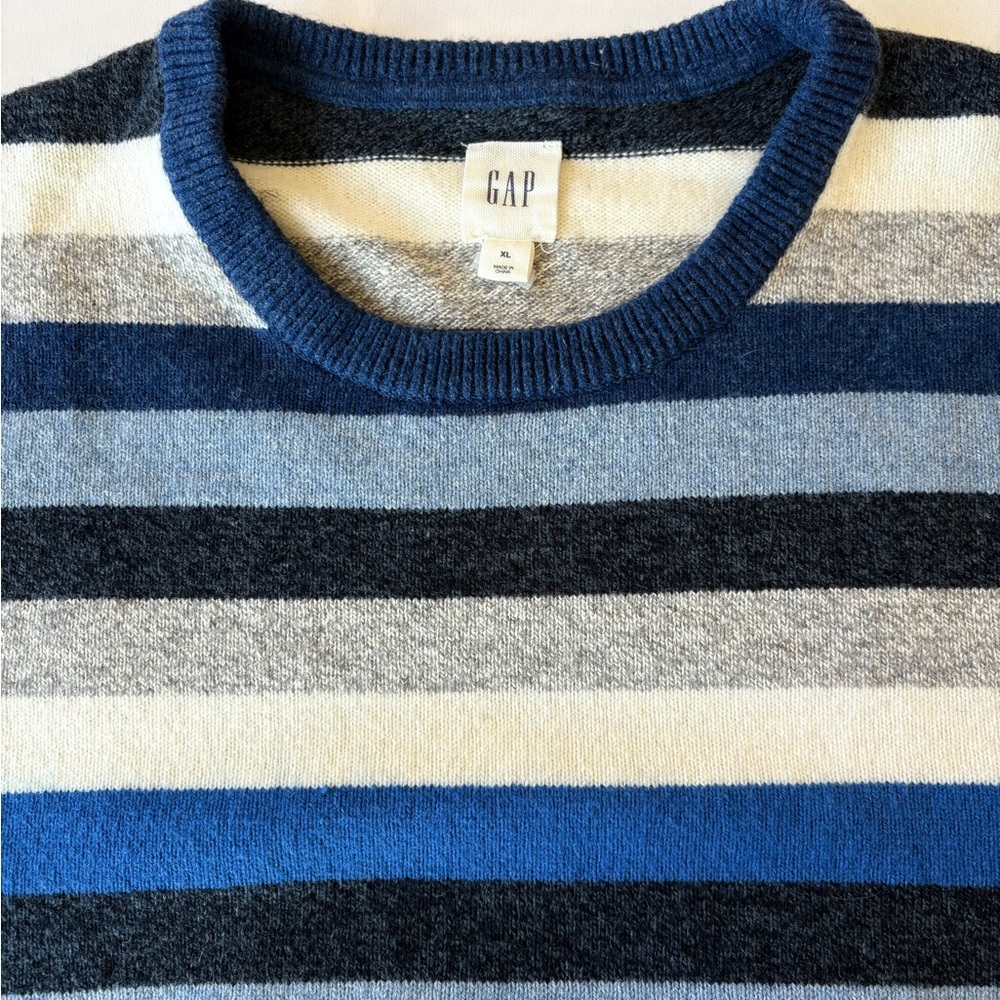 GAP Men’s All Over Crazy Blue Stripe Crew Neck Sweater Wool Blend Size XL